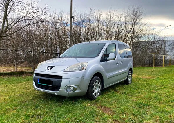 podkarpackie Peugeot Partner cena 24900 przebieg: 333500, rok produkcji 2012 z Dębica